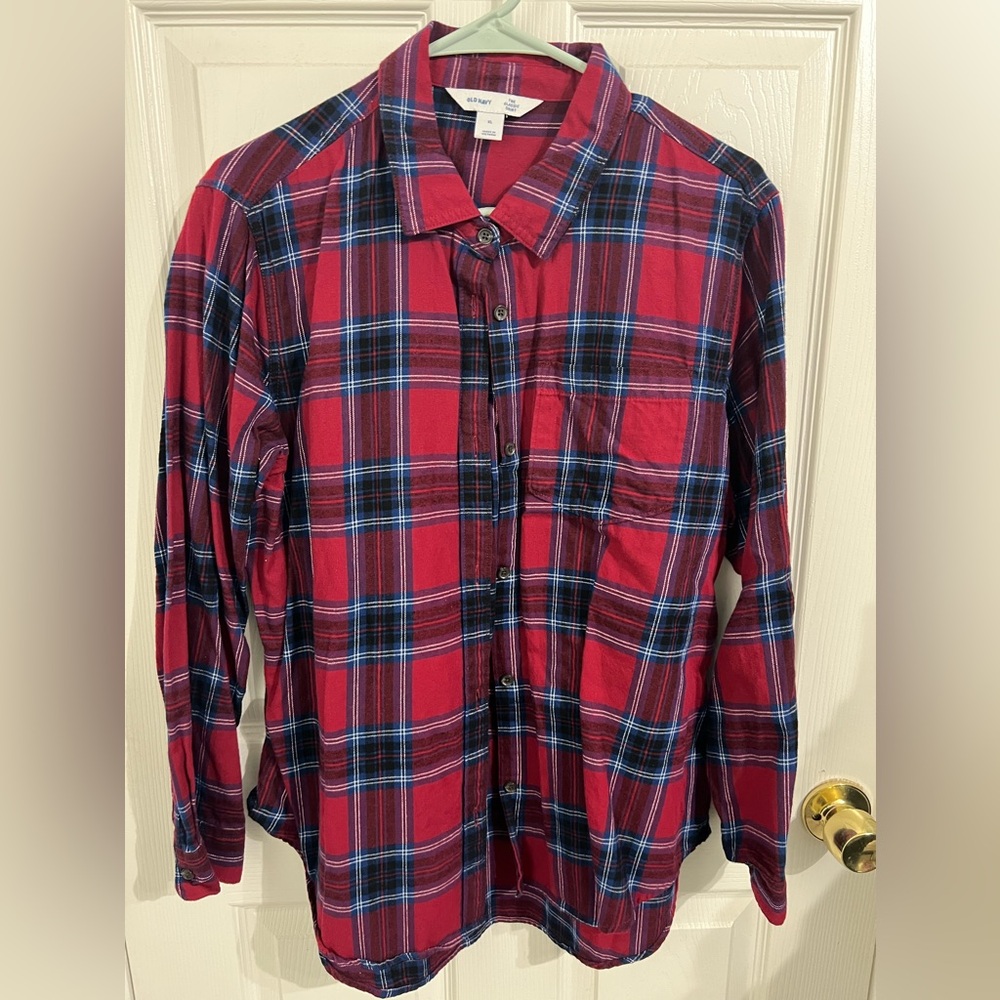 Gently Used Old Navy Women’s XL Flannel Shirt